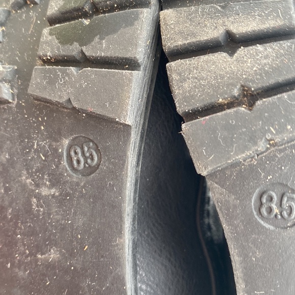 Black Leather?Winter MOTO Boots w/stylish Fold Down Snap Feature! Must SEE! 🔥 - Picture 8 of 10